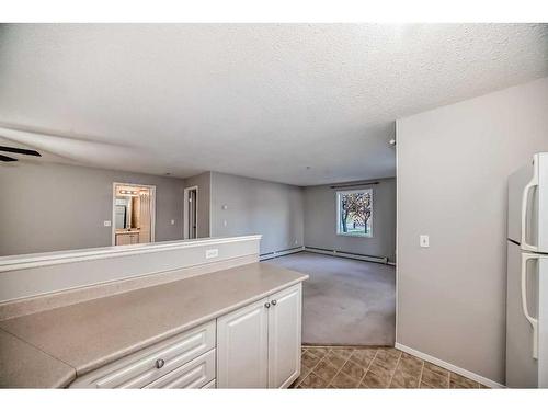 2115-2280 68 Street Ne, Calgary, AB - Indoor