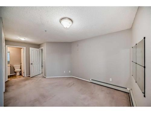 2115-2280 68 Street Ne, Calgary, AB - Indoor Photo Showing Other Room