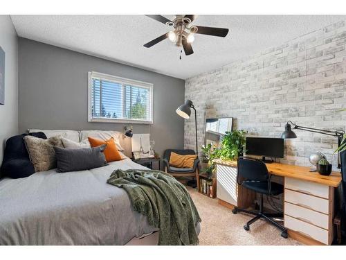 216 Ranch Estates Place Nw, Calgary, AB - Indoor Photo Showing Bedroom