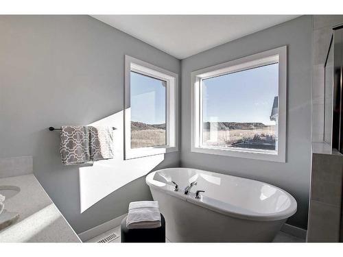 132 Crimson Ridge Place Nw, Calgary, AB - Indoor Photo Showing Bathroom