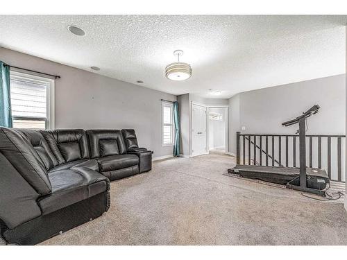 6 Cranbrook Hill Se, Calgary, AB - Indoor