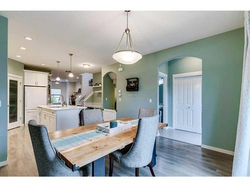 154 Autumn Crescent Se, Calgary, AB - Indoor Photo Showing Dining Room