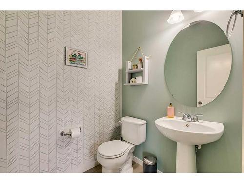 154 Autumn Crescent Se, Calgary, AB - Indoor Photo Showing Bathroom