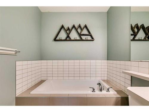 154 Autumn Crescent Se, Calgary, AB - Indoor Photo Showing Bathroom