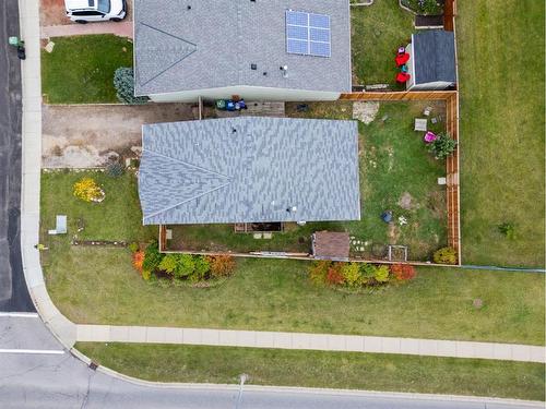 1639 Erin Drive Se, Airdrie, AB - Outdoor