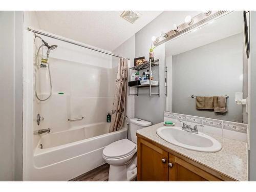 246 Taracove Place Ne, Calgary, AB - Indoor Photo Showing Bathroom