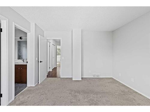 82 Taraglen Road Ne, Calgary, AB - Indoor Photo Showing Other Room