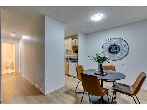 302-1320 12 Avenue Sw, Calgary, AB - Indoor Photo Showing Dining Room