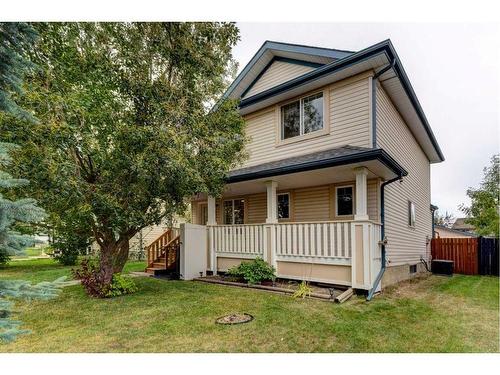 1342 Somerside Drive Sw, Calgary, AB - Outdoor With Deck Patio Veranda