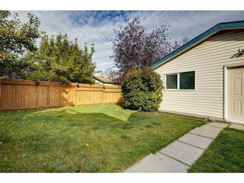 1342 Somerside Drive Sw, Calgary, AB - Outdoor