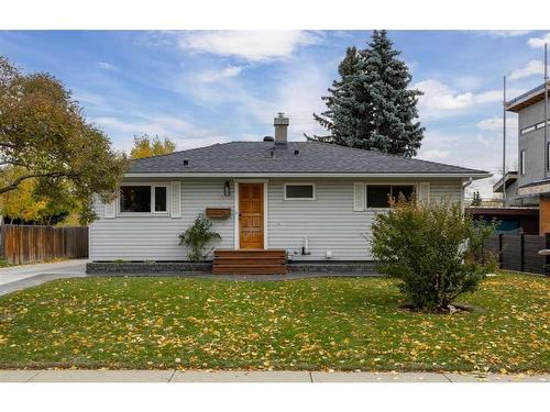 24 Heston Street Nw, Calgary, AB - Outdoor