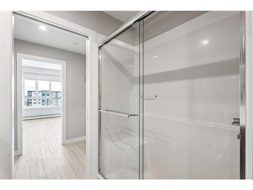 3502-60 Skyview Ranch Road Ne, Calgary, AB - Indoor Photo Showing Bathroom