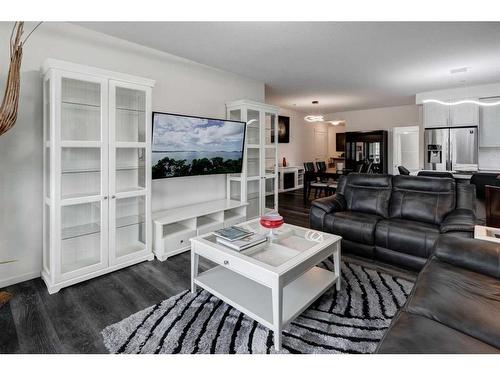 4213-15 Sage Meadows Landing Nw, Calgary, AB - Indoor Photo Showing Living Room