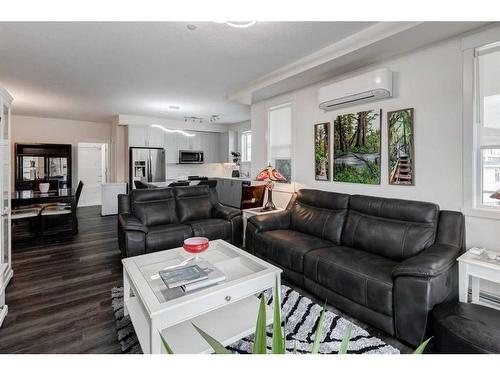 4213-15 Sage Meadows Landing Nw, Calgary, AB - Indoor Photo Showing Living Room