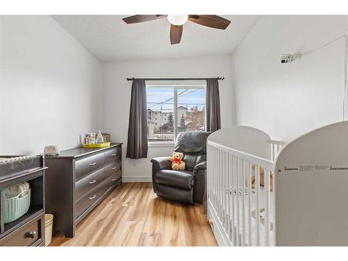 64 Pennsburg Way Se, Calgary, AB - Indoor Photo Showing Bedroom