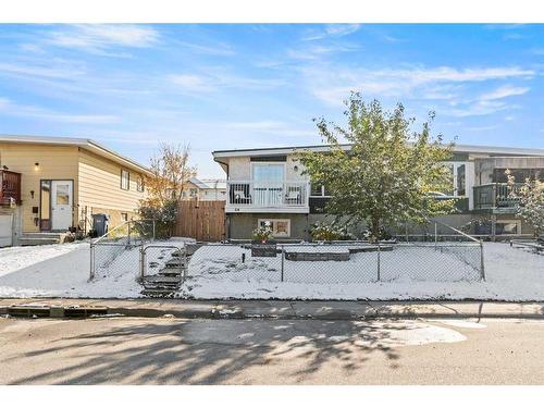 64 Pennsburg Way Se, Calgary, AB - Outdoor