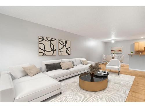 302-638 Meredith Road Ne, Calgary, AB - Indoor Photo Showing Living Room