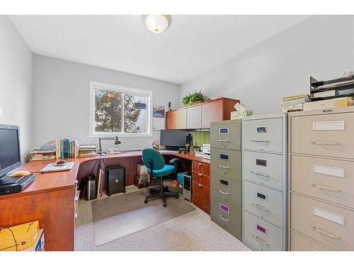 116 Oakmere Place, Chestermere, AB - Indoor Photo Showing Office