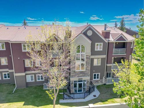 2821-3400 Edenwold Heights Nw, Calgary, AB - Outdoor With Facade