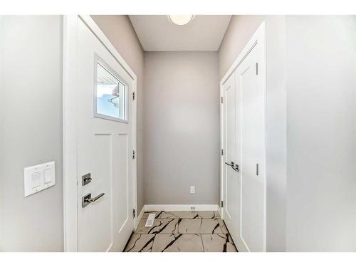 425 Chelsea Key, Chestermere, AB - Indoor Photo Showing Other Room