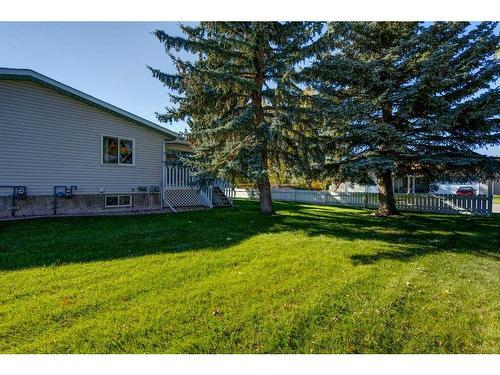 1-717 Centre Street, Vulcan, AB - Outdoor