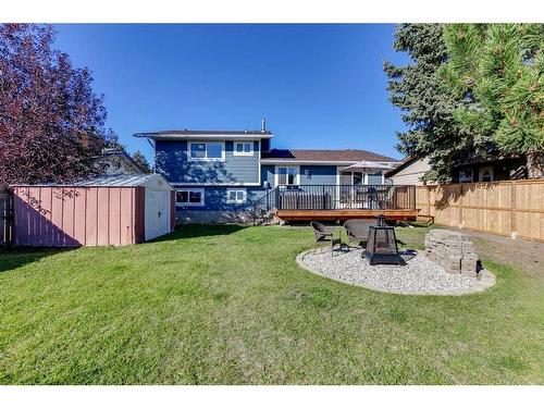 48 Strathcona Close Sw, Calgary, AB 