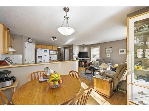 43 Hidden Creek Rise Nw, Calgary, AB - Indoor Photo Showing Dining Room