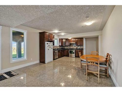 250040 Dynasty Drive West, Rural Foothills County, AB - Indoor Photo Showing Kitchen