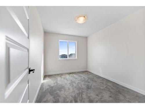 830 Bayview Terrace Sw, Airdrie, AB - Indoor Photo Showing Other Room