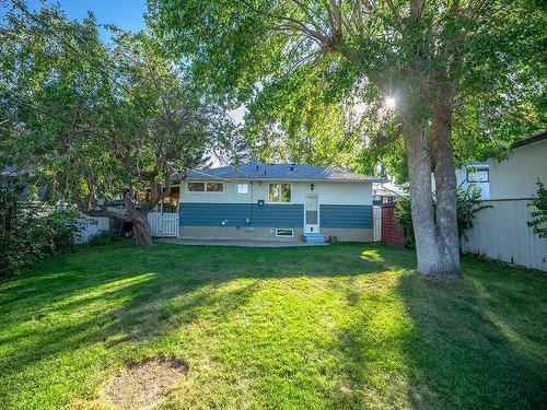 196 Windermere Road Sw, Calgary, AB - Outdoor