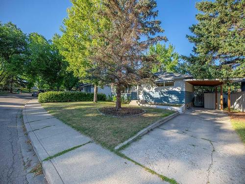 196 Windermere Road Sw, Calgary, AB - Outdoor