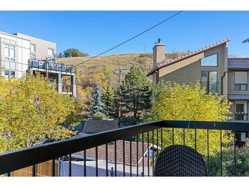 303-824 4 Avenue Nw, Calgary, AB - Outdoor With Balcony With Exterior