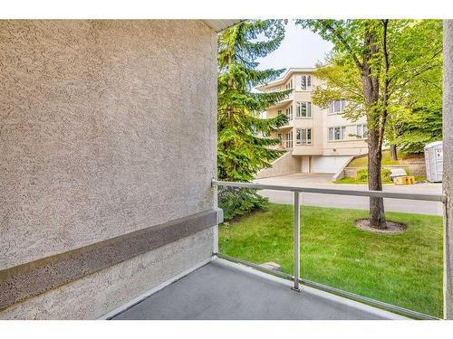 109 Edgeridge Terrace Nw, Calgary, AB - Outdoor