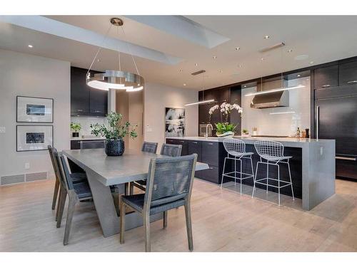 67 Lissington Drive Sw, Calgary, AB - Indoor Photo Showing Dining Room