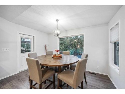 116 Hillview Road, Strathmore, AB - Indoor Photo Showing Dining Room