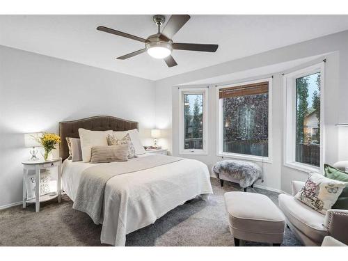 116 Hillview Road, Strathmore, AB - Indoor Photo Showing Bedroom