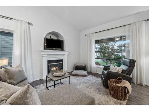 116 Hillview Road, Strathmore, AB - Indoor Photo Showing Living Room With Fireplace