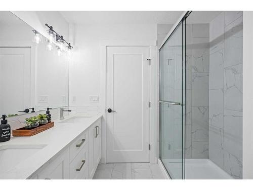 1033 Iron Landing Way, Crossfield, AB - Indoor Photo Showing Bathroom