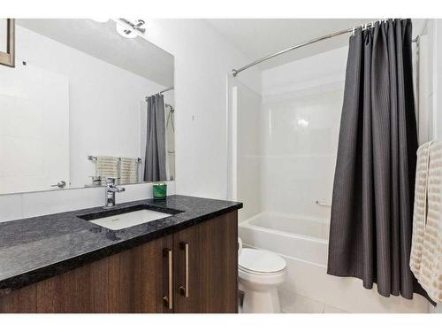 3-8 Sage Hill Terrace Nw, Calgary, AB - Indoor Photo Showing Bathroom