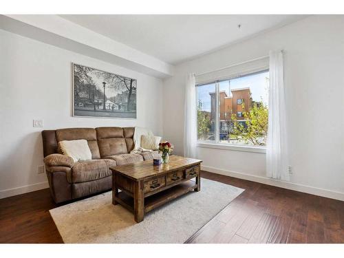 3-8 Sage Hill Terrace Nw, Calgary, AB - Indoor Photo Showing Living Room