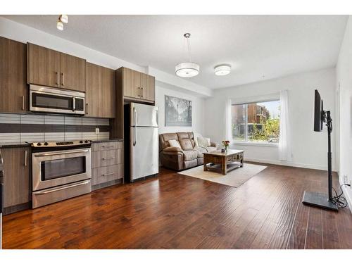 3-8 Sage Hill Terrace Nw, Calgary, AB - Indoor Photo Showing Kitchen