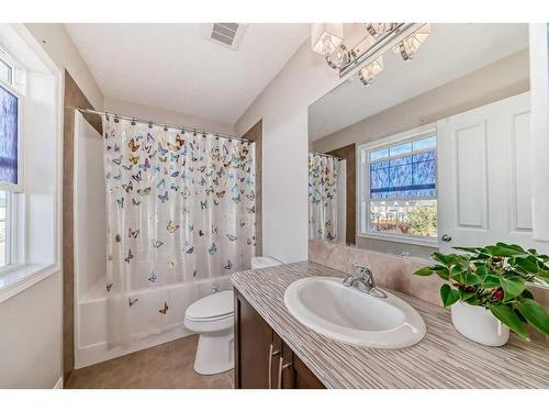 28 Saddlelake Mews Ne, Calgary, AB - Indoor Photo Showing Bathroom