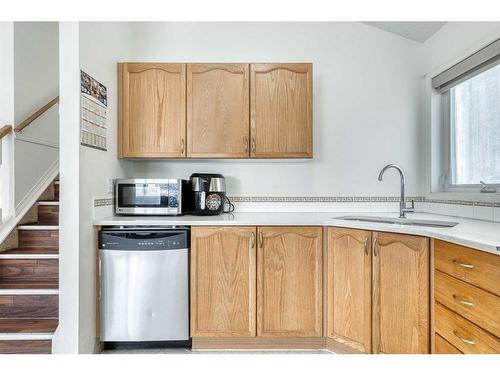 86 Taradale Drive Ne, Calgary, AB - Indoor Photo Showing Kitchen