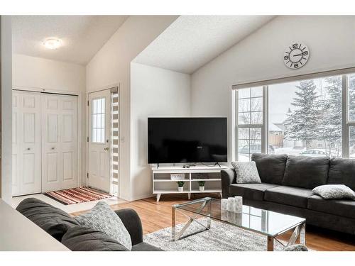 86 Taradale Drive Ne, Calgary, AB - Indoor Photo Showing Living Room