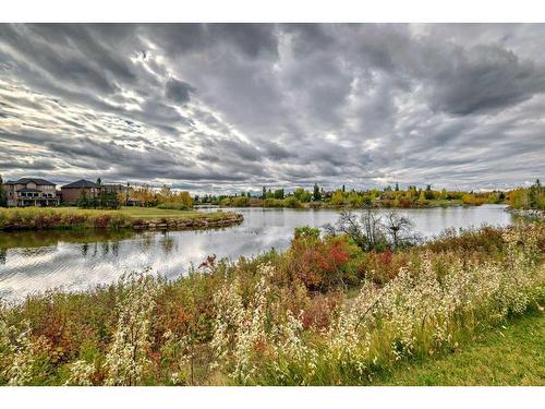 542 Mckenzie Towne Close Se, Calgary, AB 