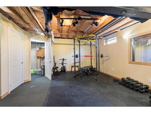 6203 Pineridge Road Ne, Calgary, AB - Indoor Photo Showing Basement