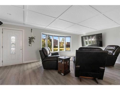 6203 Pineridge Road Ne, Calgary, AB - Indoor