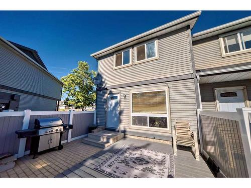 25-75 Erin Croft Crescent Se, Calgary, AB - Outdoor With Exterior