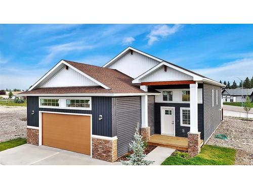 714 5 Street Sw, Sundre, AB - Outdoor