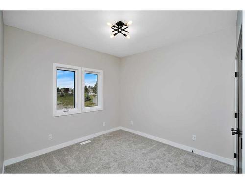 714 5 Street Sw, Sundre, AB - Indoor Photo Showing Other Room